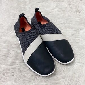 OluKai Gray Black Knit Microfiber Lined Miki Slip On Sneaker Shoes